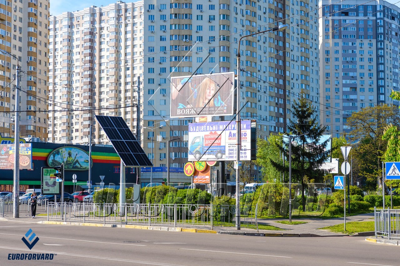 Опоры автономного освещения в городской зоне
