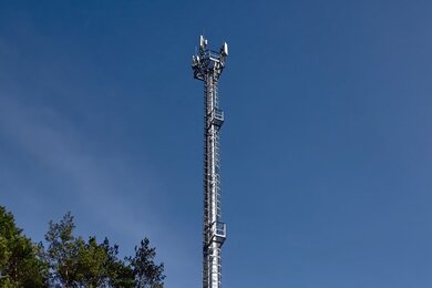 Вежі мобільного зв'язку багатогранні