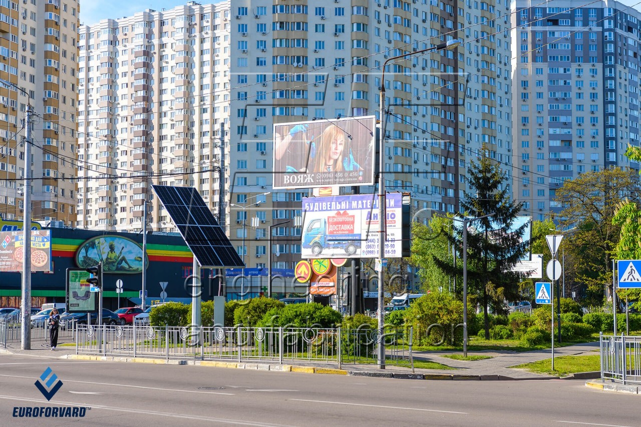 Опоры автономного освещения в городской зоне