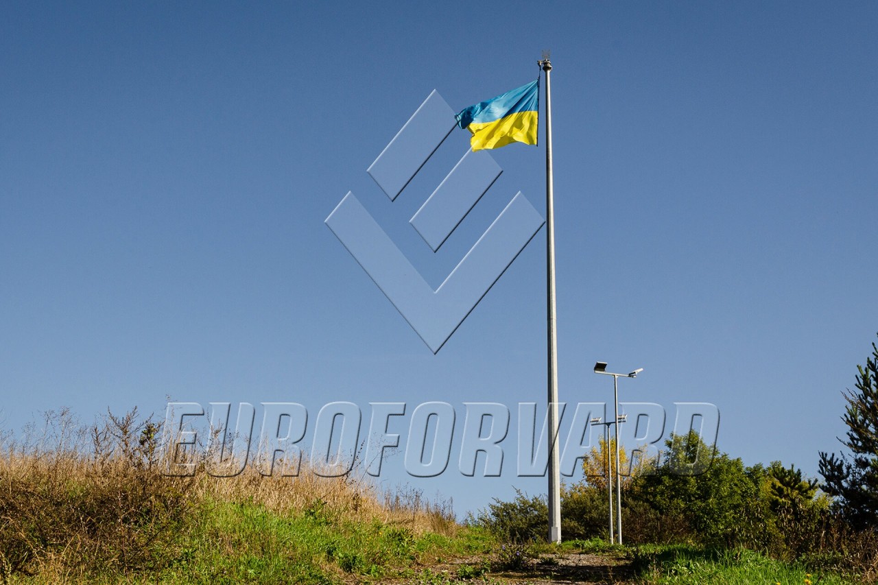 Флагшток багатогранний металевий