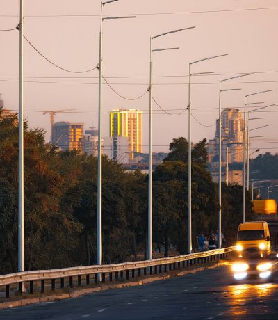 Street lighting in Kyiv